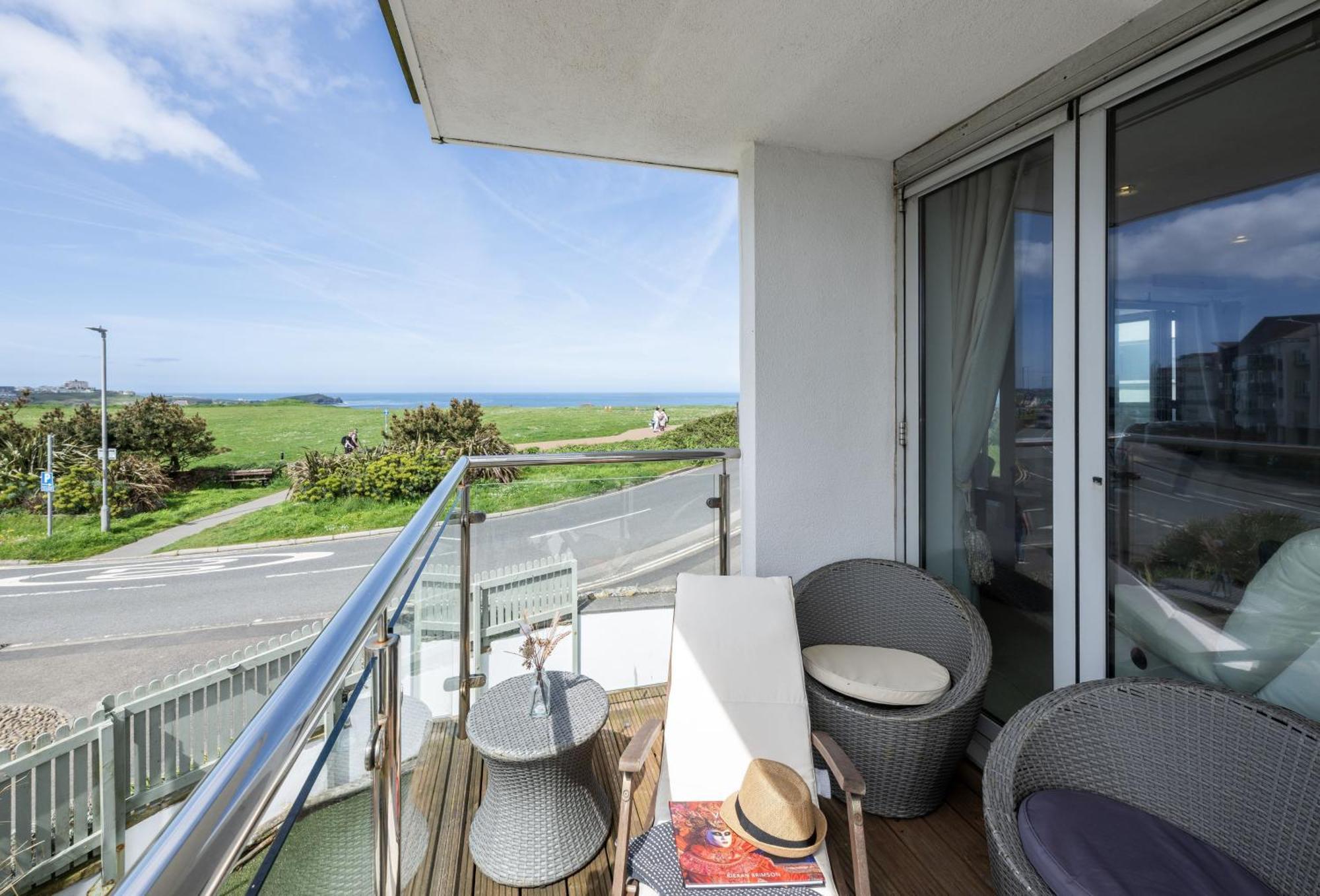 Villa Number 2 In Lusty Glaze, Newquay à New Quay Extérieur photo